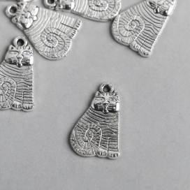 Подвеска металл "Кот, хвост колечком" под серебро 5182 2,1х1,3 см 15 шт "Атекс" г. Пермь