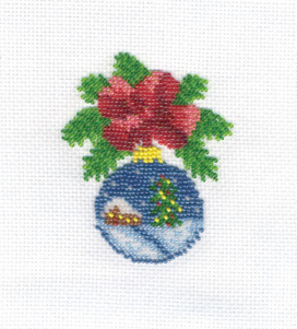 бисером 8-047 "Новогодний шарик с домиком" 12x10 см "Атекс" г. Пермь